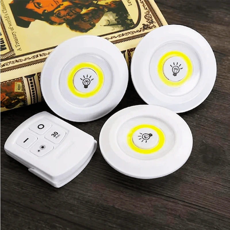 Pack 3 Luces Inalámbricas LED con Control Remoto y Auto Adhesivo